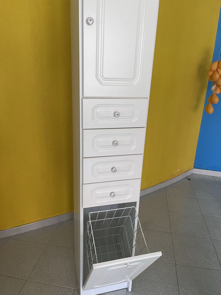 Movéis com cesto