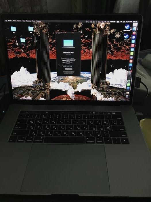 Ноутбук Macbook Pro 15 2017 16/256 з touchbar