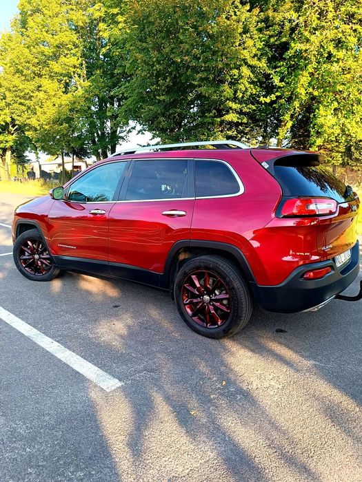 Jeep Cherokee Jeep Cherokee KL 3.2 benzyna V6 272km