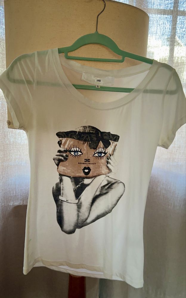T shirt branca com estampado