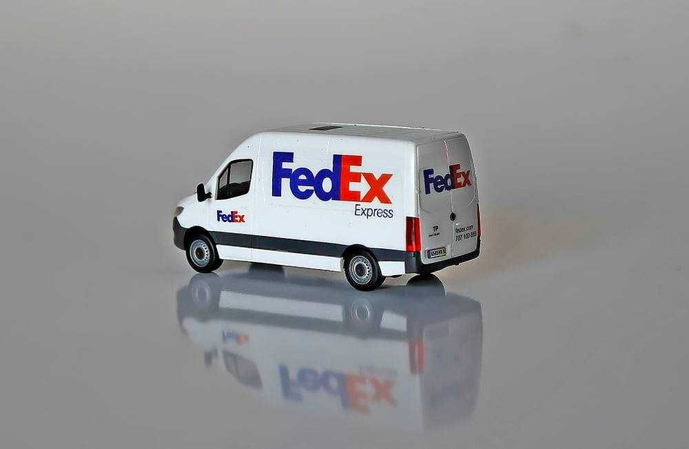 Carrinhas escala 1/87 para modelismo estático HERPA