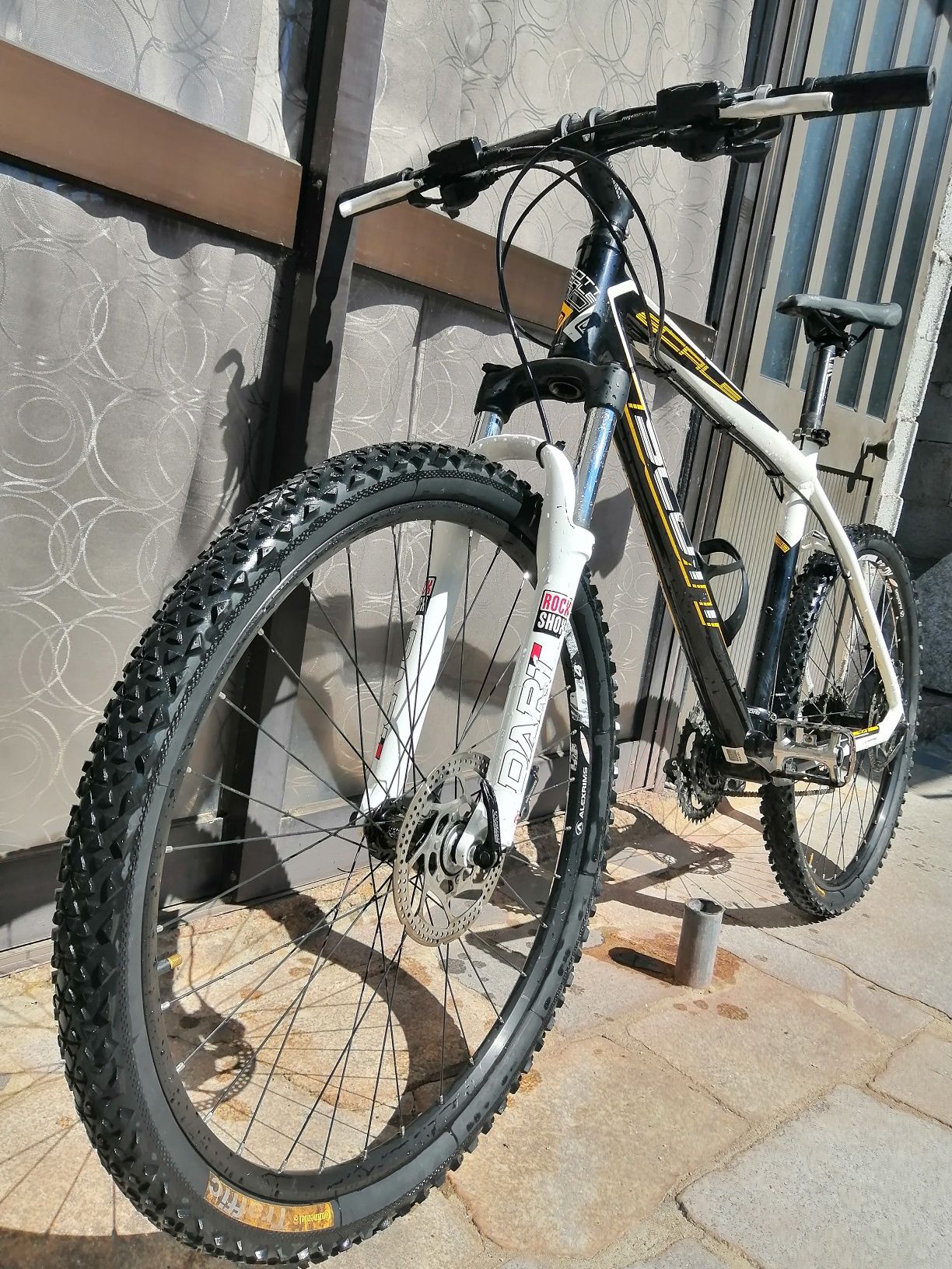 Bicicleta Scott scale M