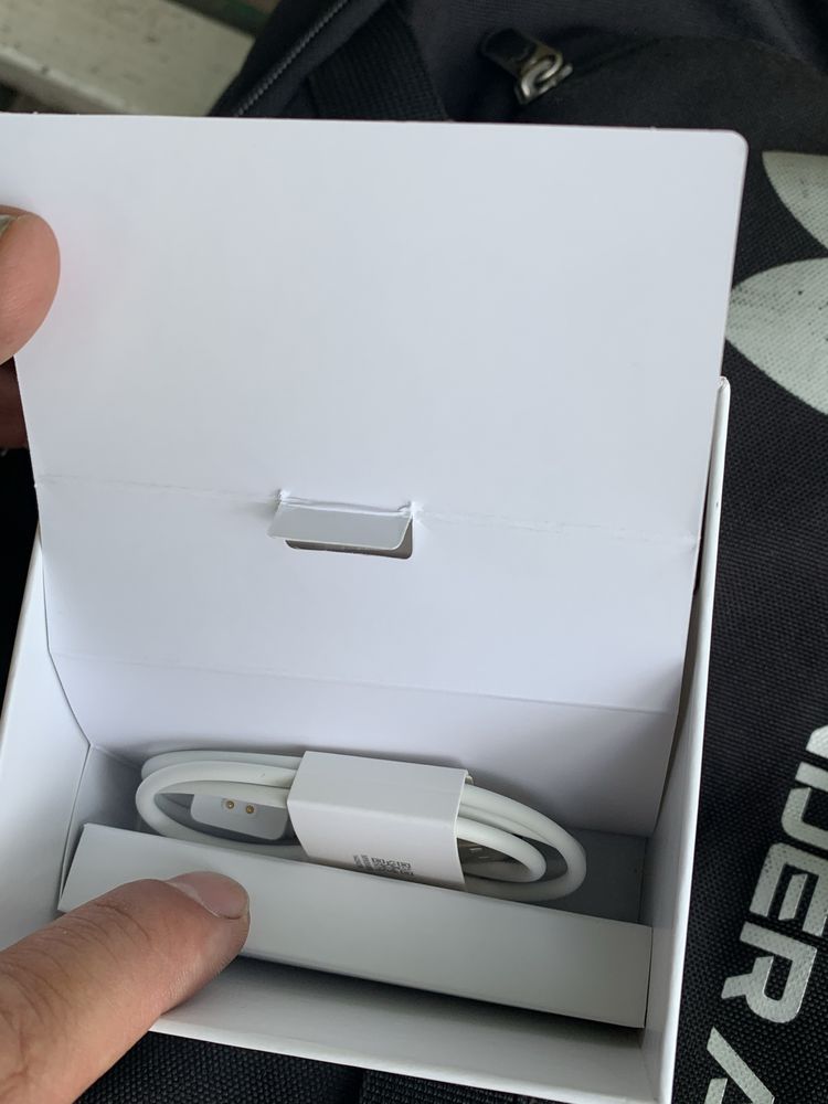 Bazeus 30000 и Redmi watch 4