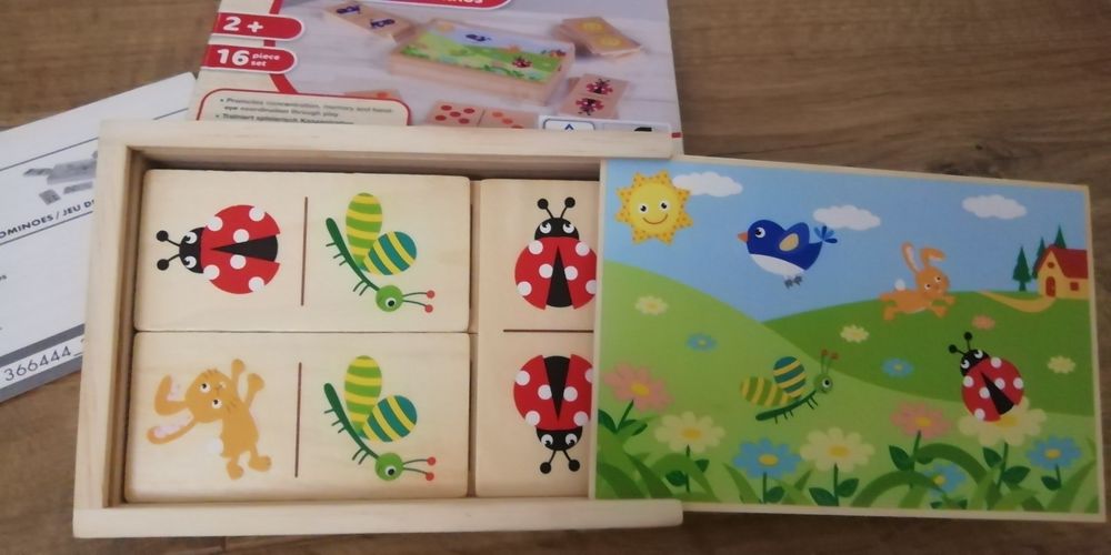 Дитяче розвиваюча доміно. Доміно з дерева