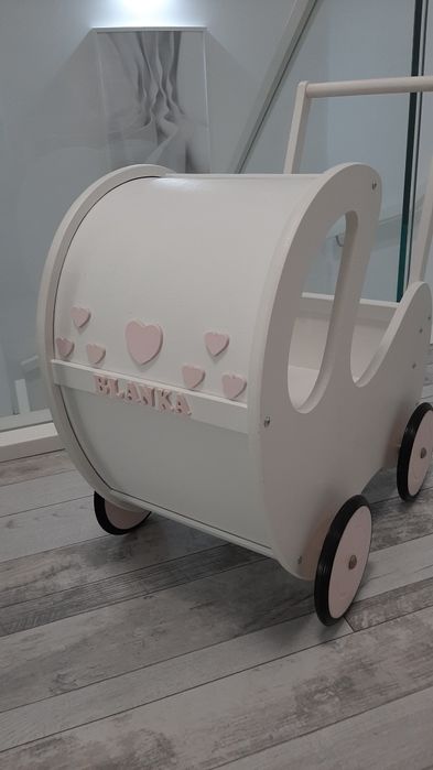 Wozek drewniany pchacz