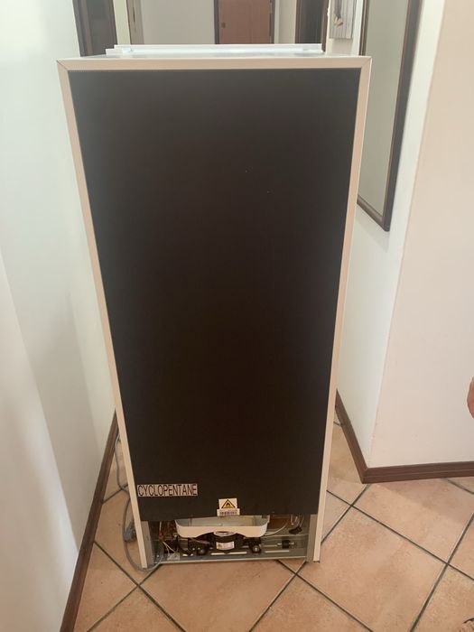 Frigorífico semi novo