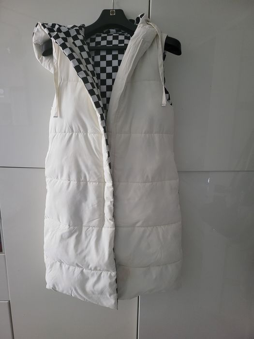 Dwustronna kamizelka bezrękawnik z kapturem