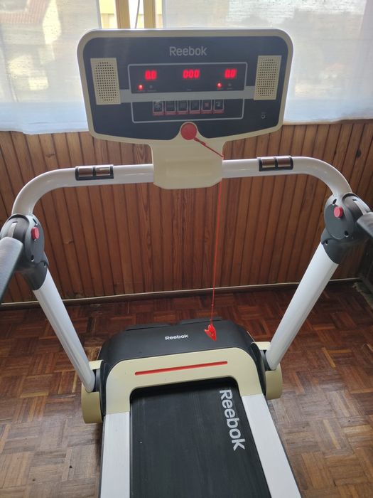 Passadeira REEBOK