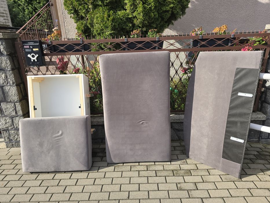 Tapczan Simba koloru szarego