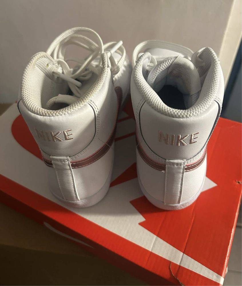 Buty sneakersy trampki Nike Blazer MID ‘77 skórzane za kostkę