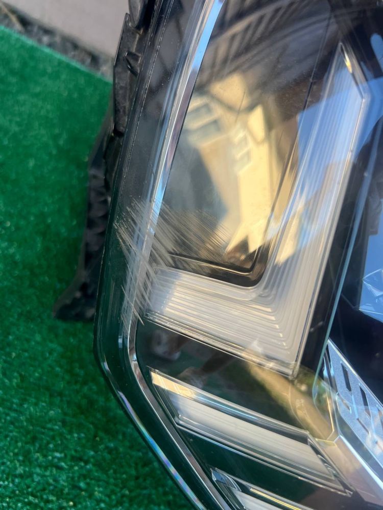 Оригінальні фари Audi Q3 Matrix Full LED RSQ3 83A