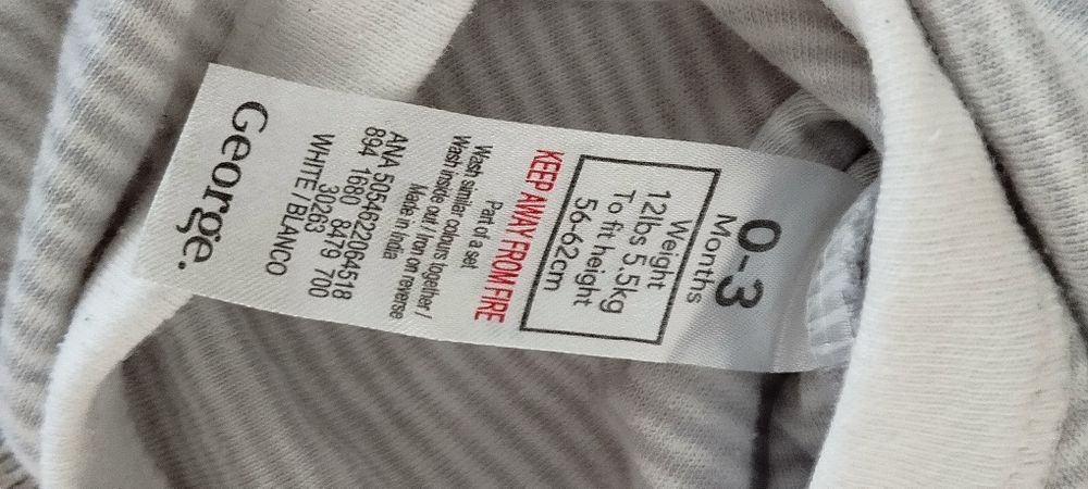 Body niemowlęce z krótkim rękawem