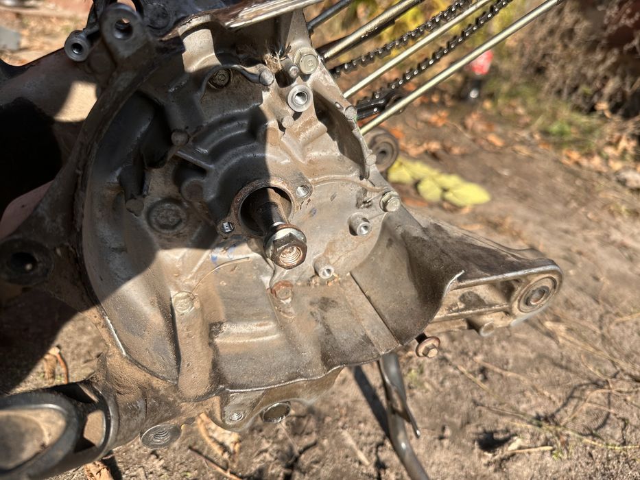 Картера)Взборі Коленвал Honda dio 62)61