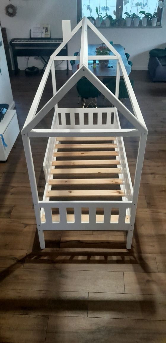 Łóżko 80x180 dziecięce domek