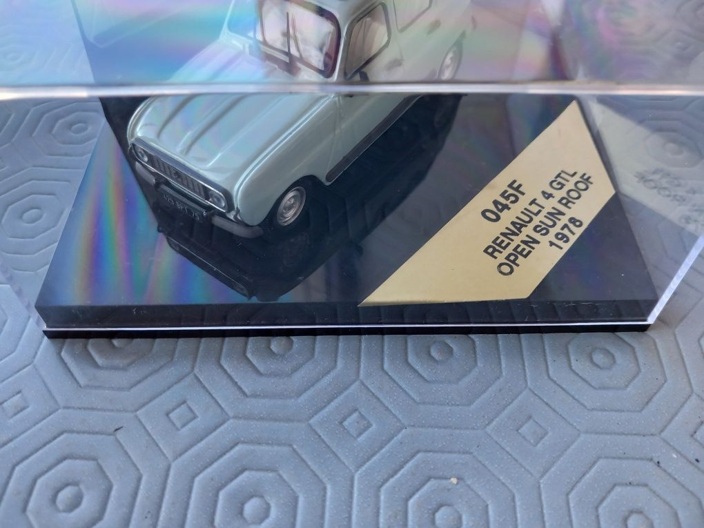 Renault 4GTL  Open Sun Roof 1978 Vitesse Nova