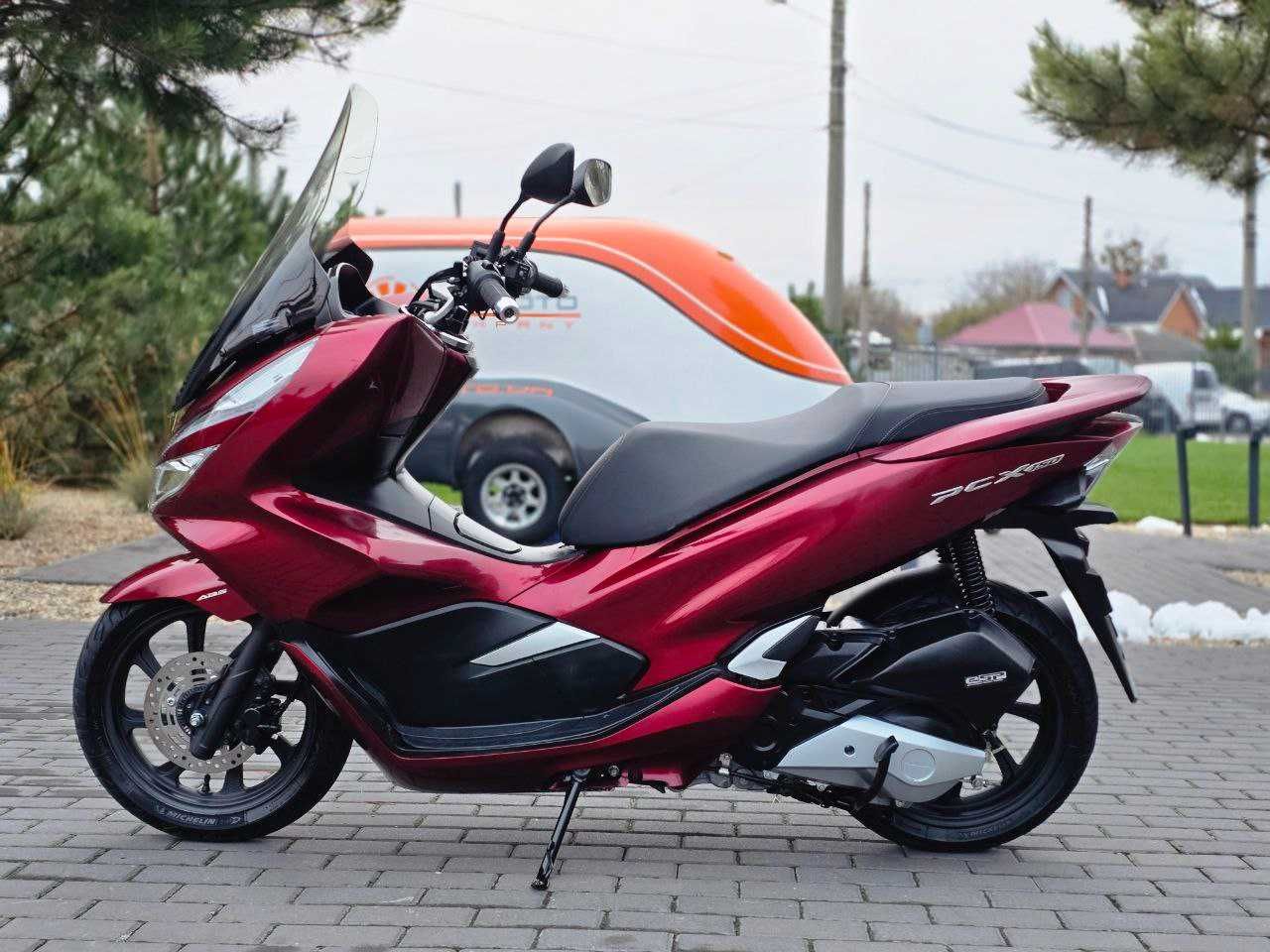 Скутер Honda PCX 150 KF30, З повним пакетом документів!