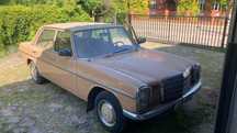 1975' Mercedes benz 200 W115 - klasyk