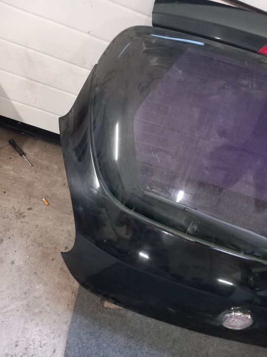 Klapa bagażnika fiat Bravo 2