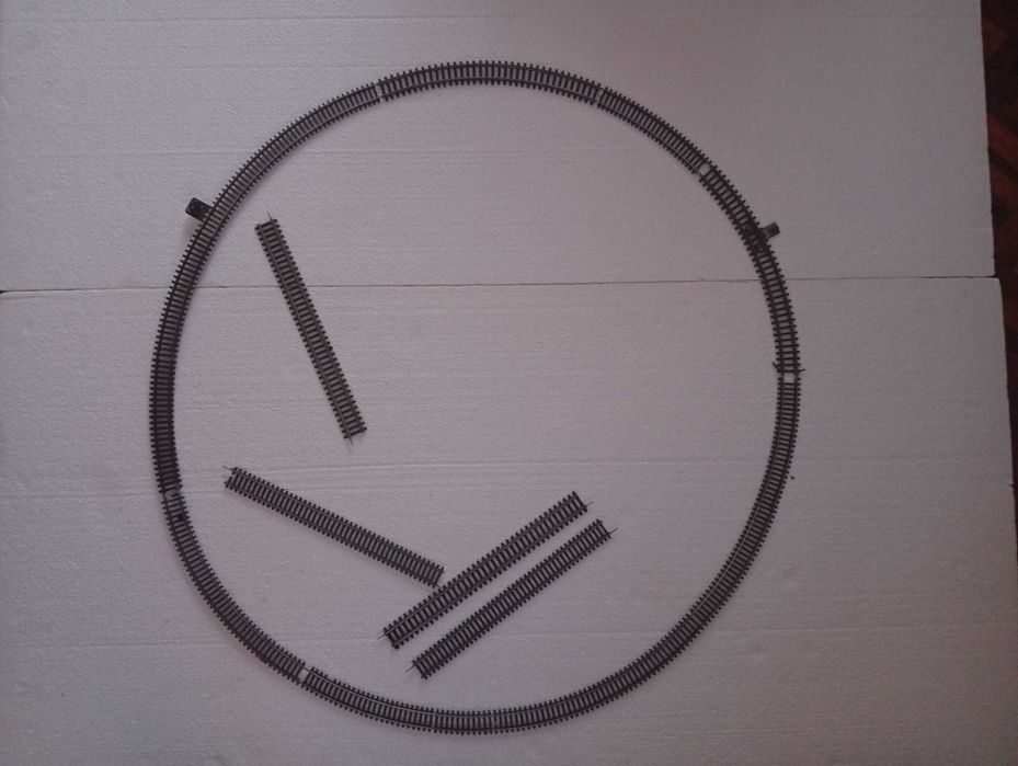 Pista de comboio e desvio hoe via estreita escala 1:20