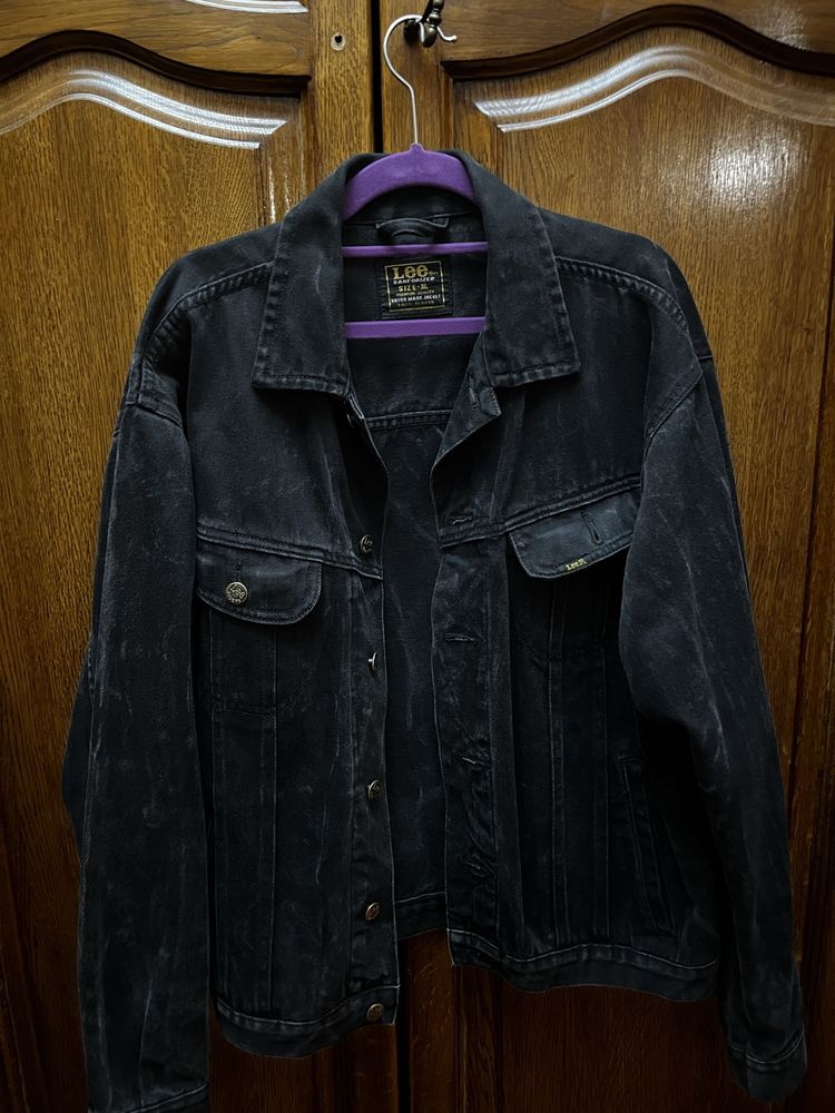 Вінтажна джинсова куртка Lee size L-Xl