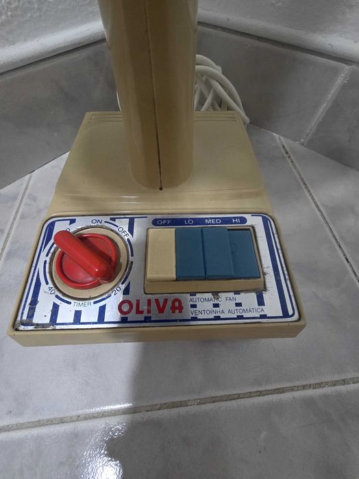 Ventoinha antiga vintage marca Oliva