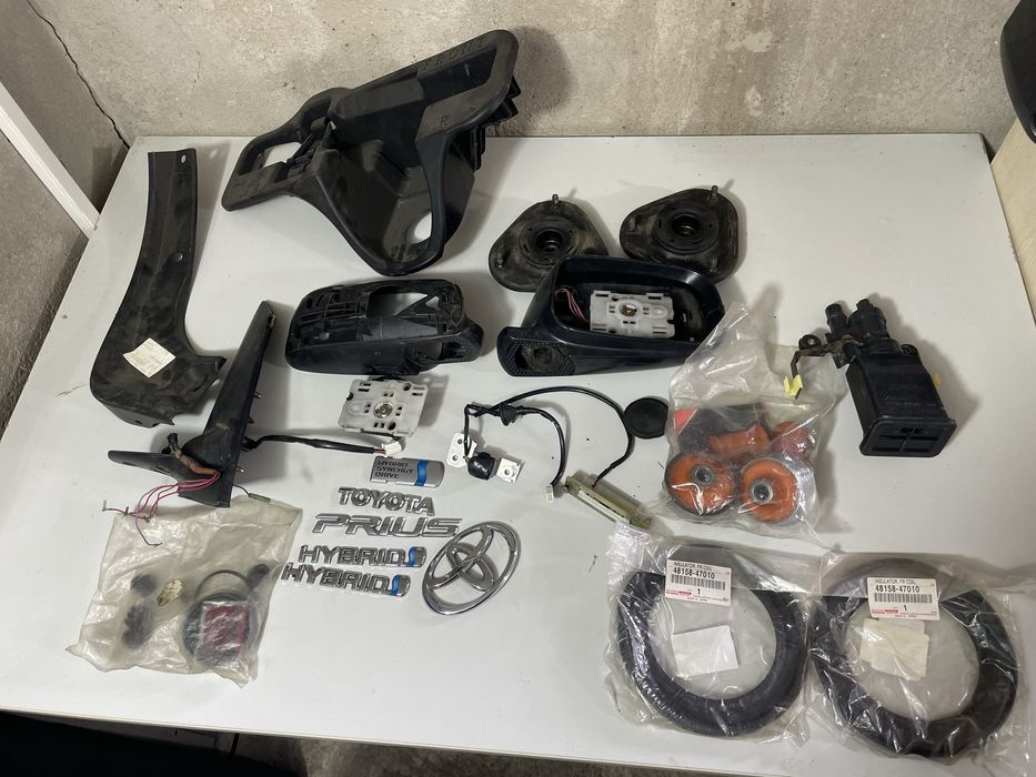 Toyota Prius 20 запчасти