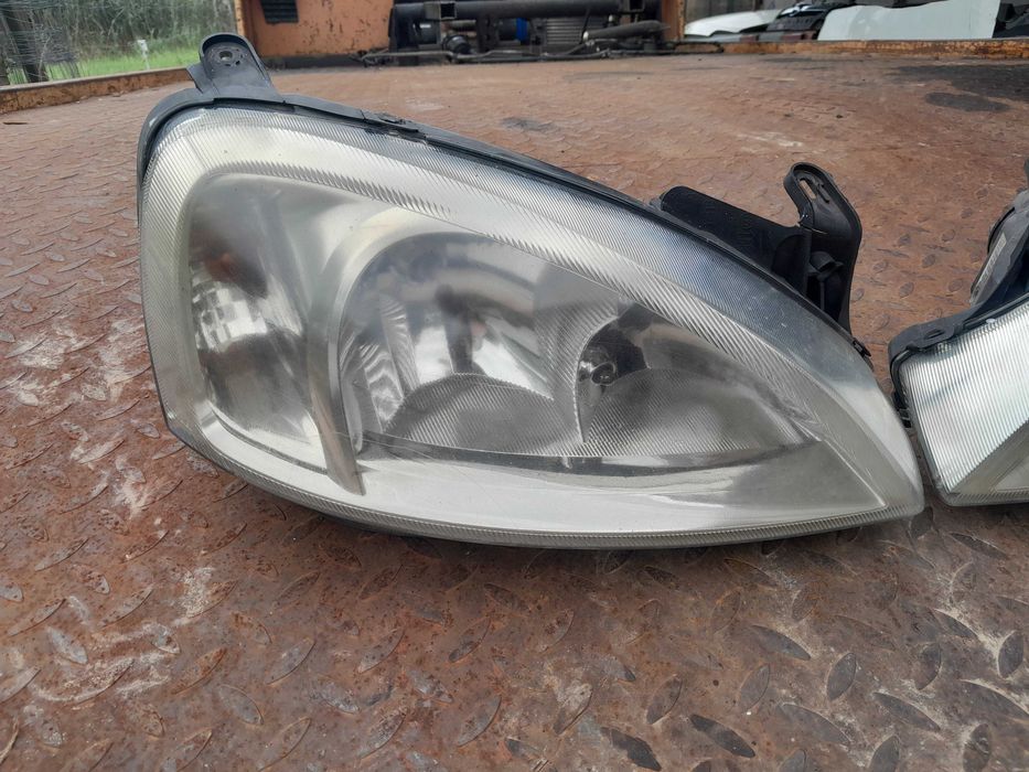 Opel corsa c lampa przednia lewa prawa H7 H1  H7 H7 valeo europa