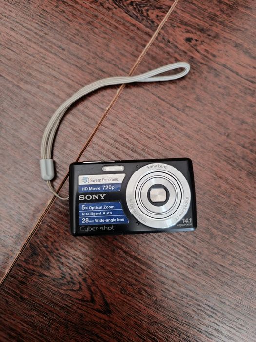 Цифровий фотоапарат Sony Cyber-Shot DSC-W620