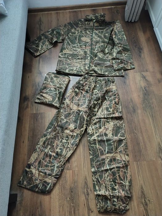 Komplet kamuflaż myśliwski wodoodporny nowy L