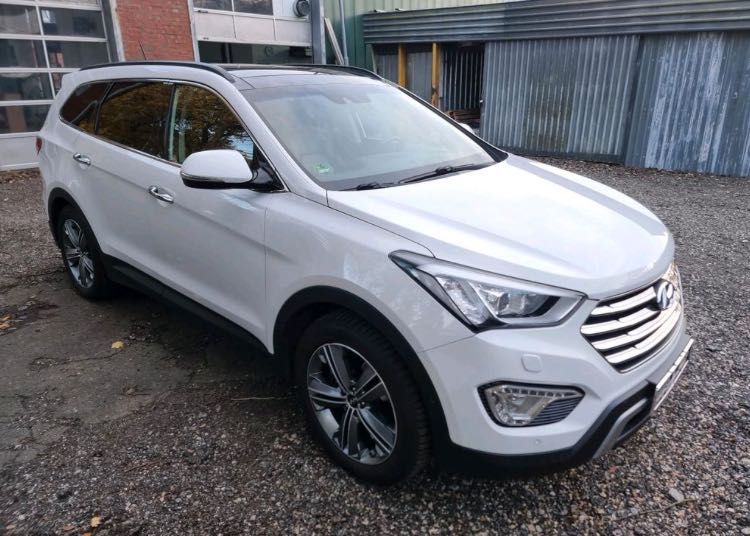 Hyundai Hyundai Grand Santa Fe