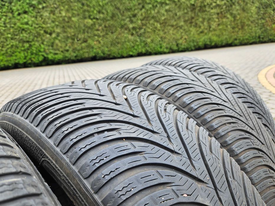 Opony zimowe 4 szt. Kleber Krisalp HP3 SUV 215/60/17 (prod. 2222)