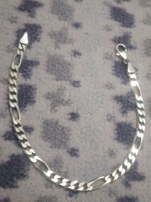 Vendo minha pulseira de prata da lei 925.