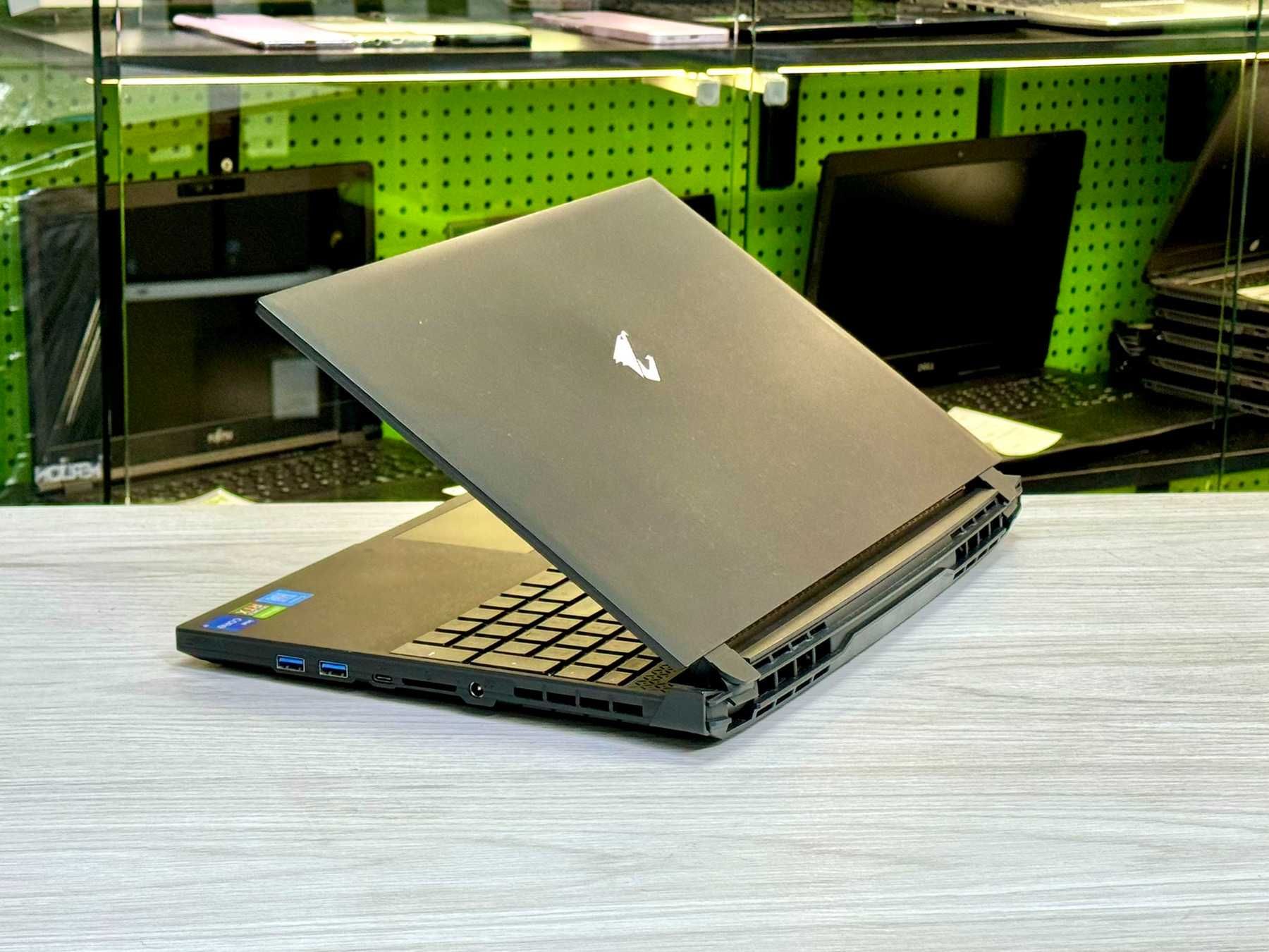 Ігровий Gigabyte Aorus 5 SE /  15.6'' IPS 240Hz / RTX 3070 / i7-12700H