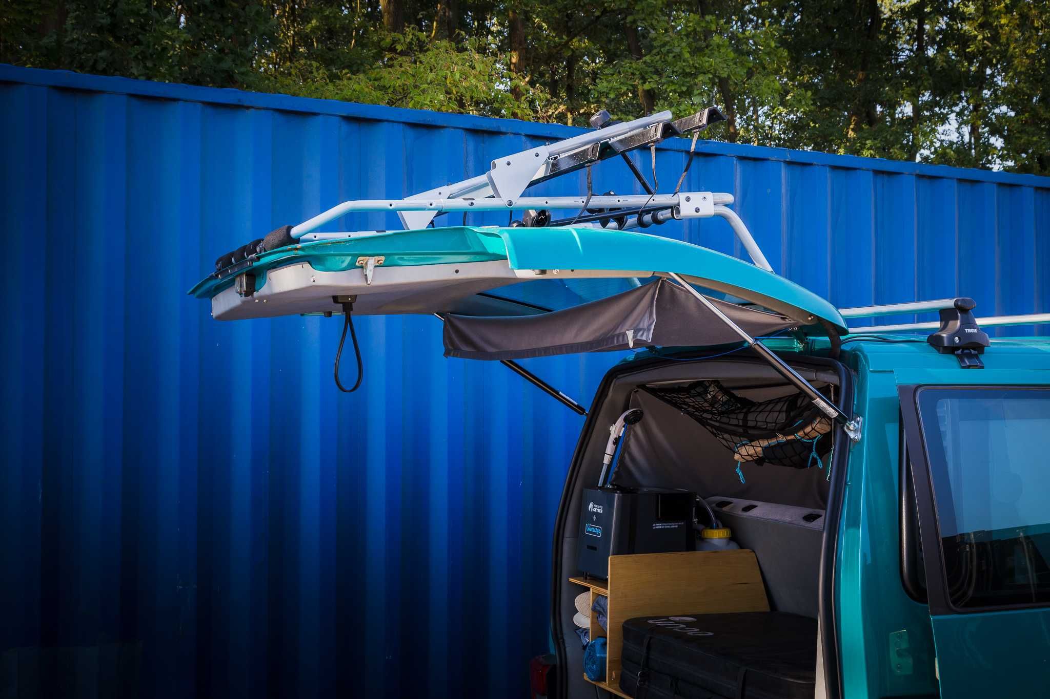 Volkswagen Transporter T4 mocne sprężyny gazowe 1200N 686mm zestaw