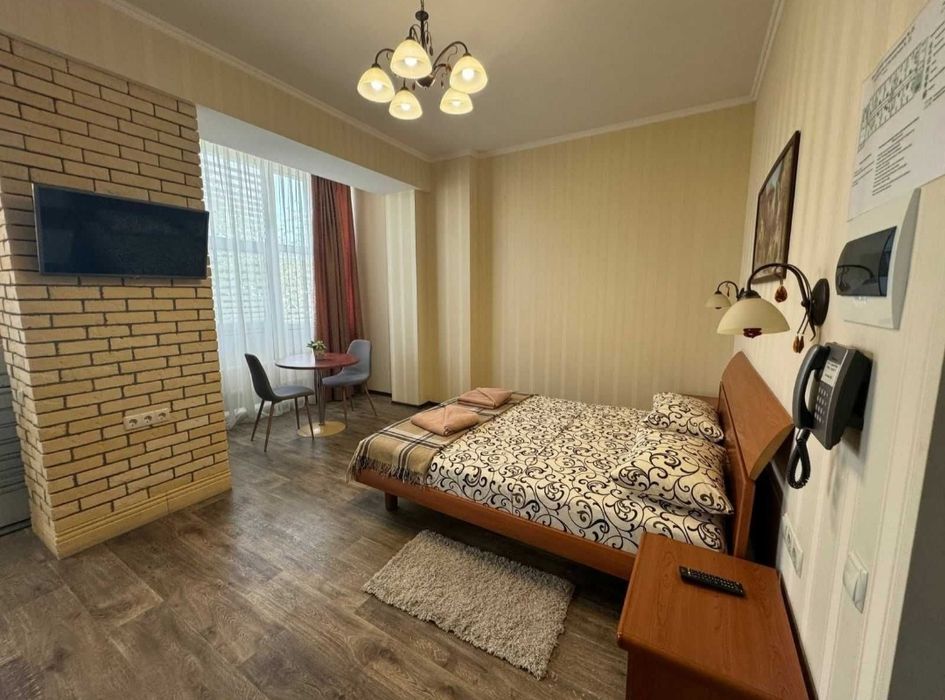 1 квартира новые дома дворец спорта, Григоренко 39, срок от 1 месяца