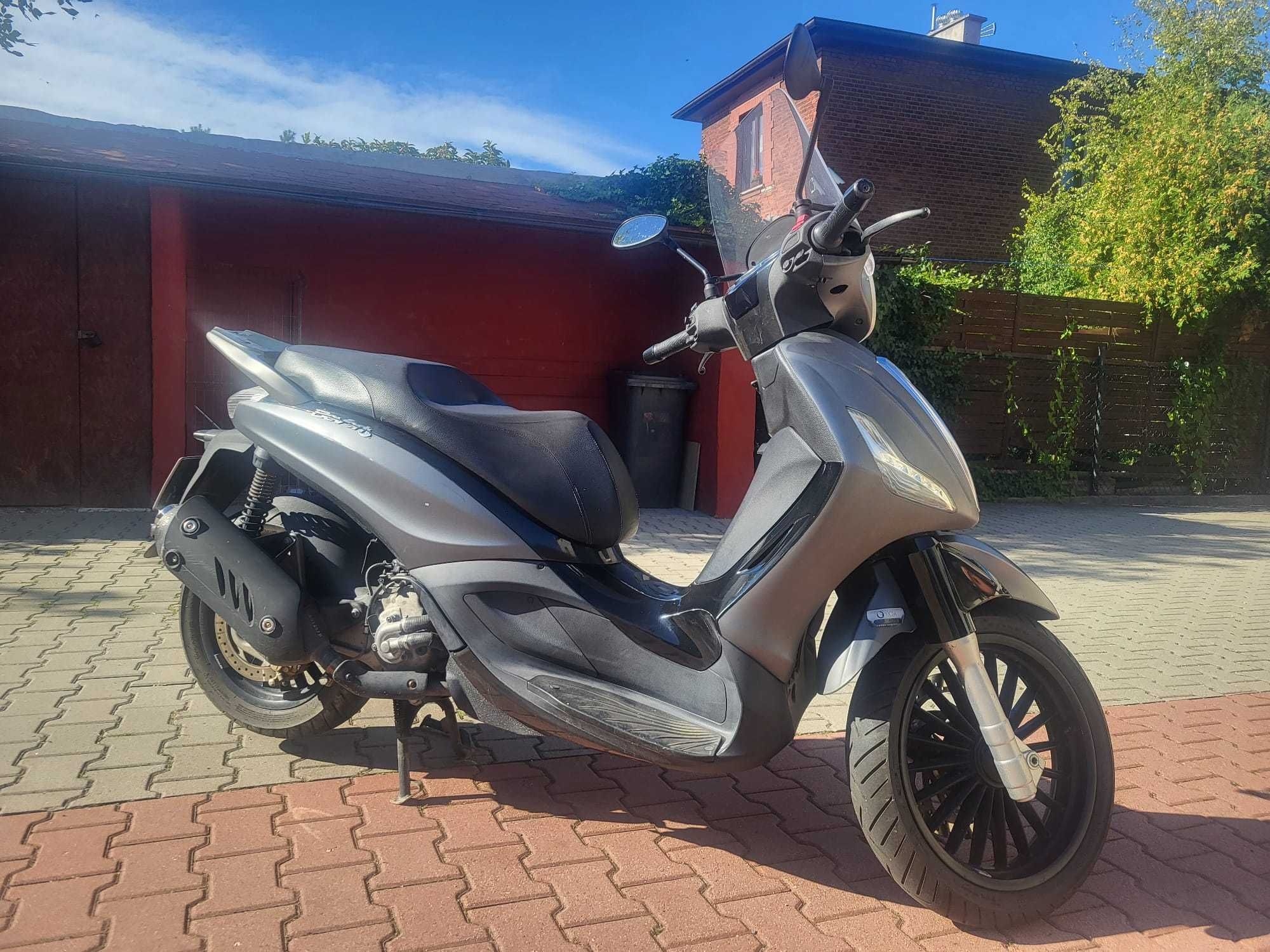 Skuter Beverly Piaggio 2015 /125