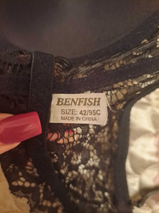 Чорний мереживний бюстгалтер 95/С