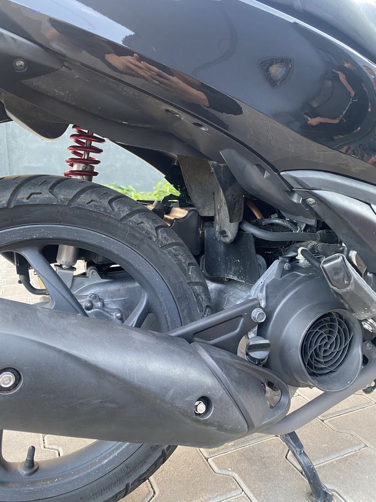 Скутер Honda dio 110