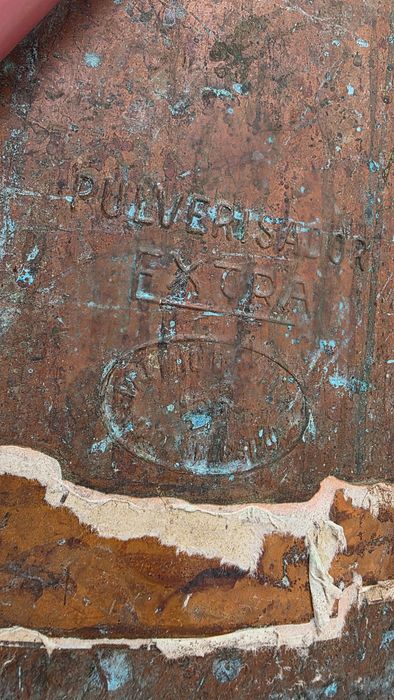 Pulverizador - Máquina de Sulfatar antiga
para decoração