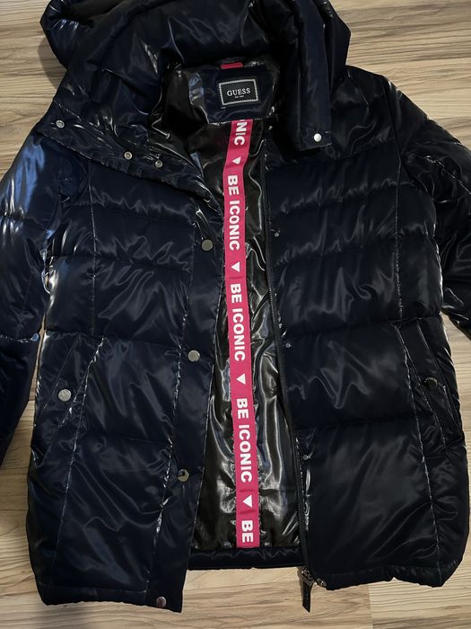 Курточка GUESS пуховик, куртка