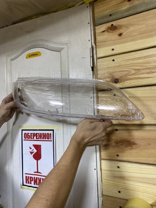 Стекло на фару Mazda 6 GG GG1 (2002-2007), стекла фар Мазда 6, топ!