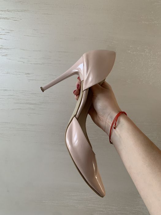 Eleganckie buty na szpilce 40