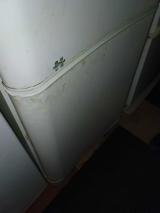 Продам холодильник Індезіт