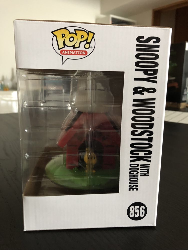 Funko Pop Peanuts (Snoopy & Woodstock w/ Doghouse) - portes incluídos