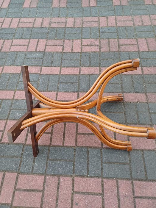 Podstawa z giętego drewna do stolika Thonet
