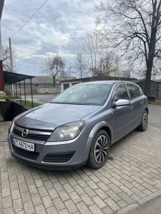 Машина Opel Astra
