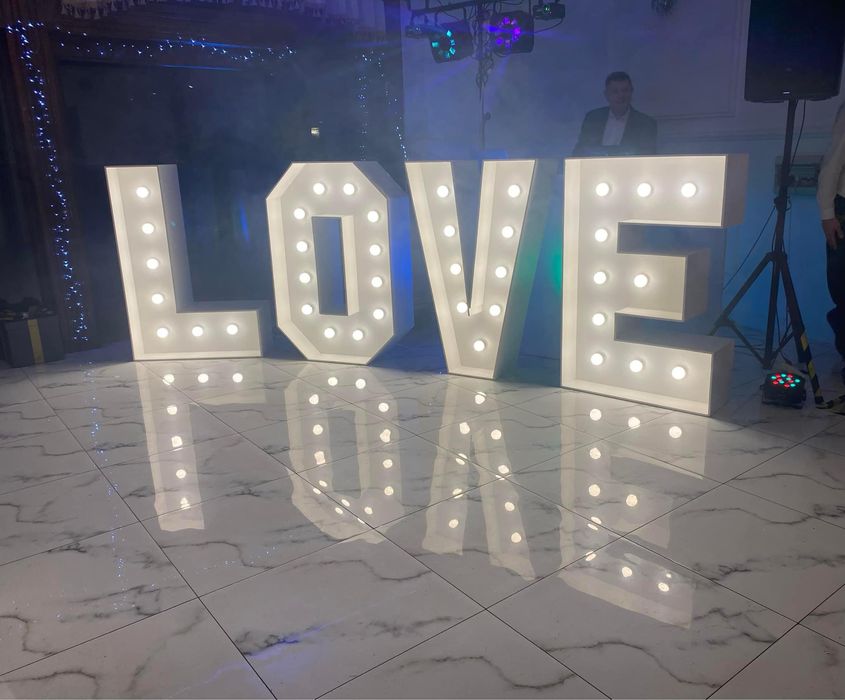 Duży napis LOVE 120cm