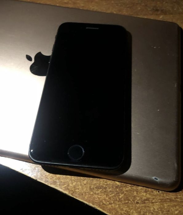 Айфон 8 СРОЧНО