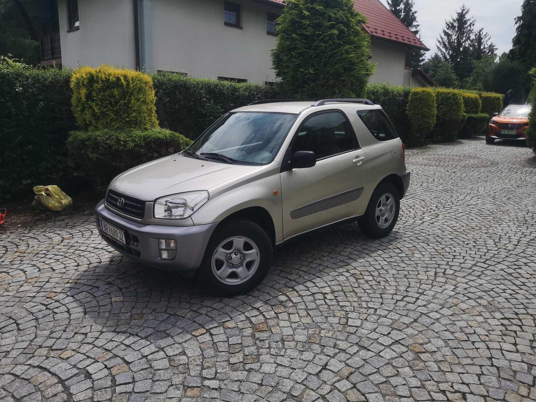 RAV 4  4X4    BEZ KOROZJI  2.0 150ps SERWIS