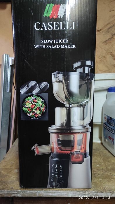 Samoczyszcząca wyciskarka wolnoobrotowa.